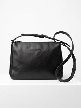 DEREK ALEXANDER BLACK LEATHER CROSSBODY PURSE
